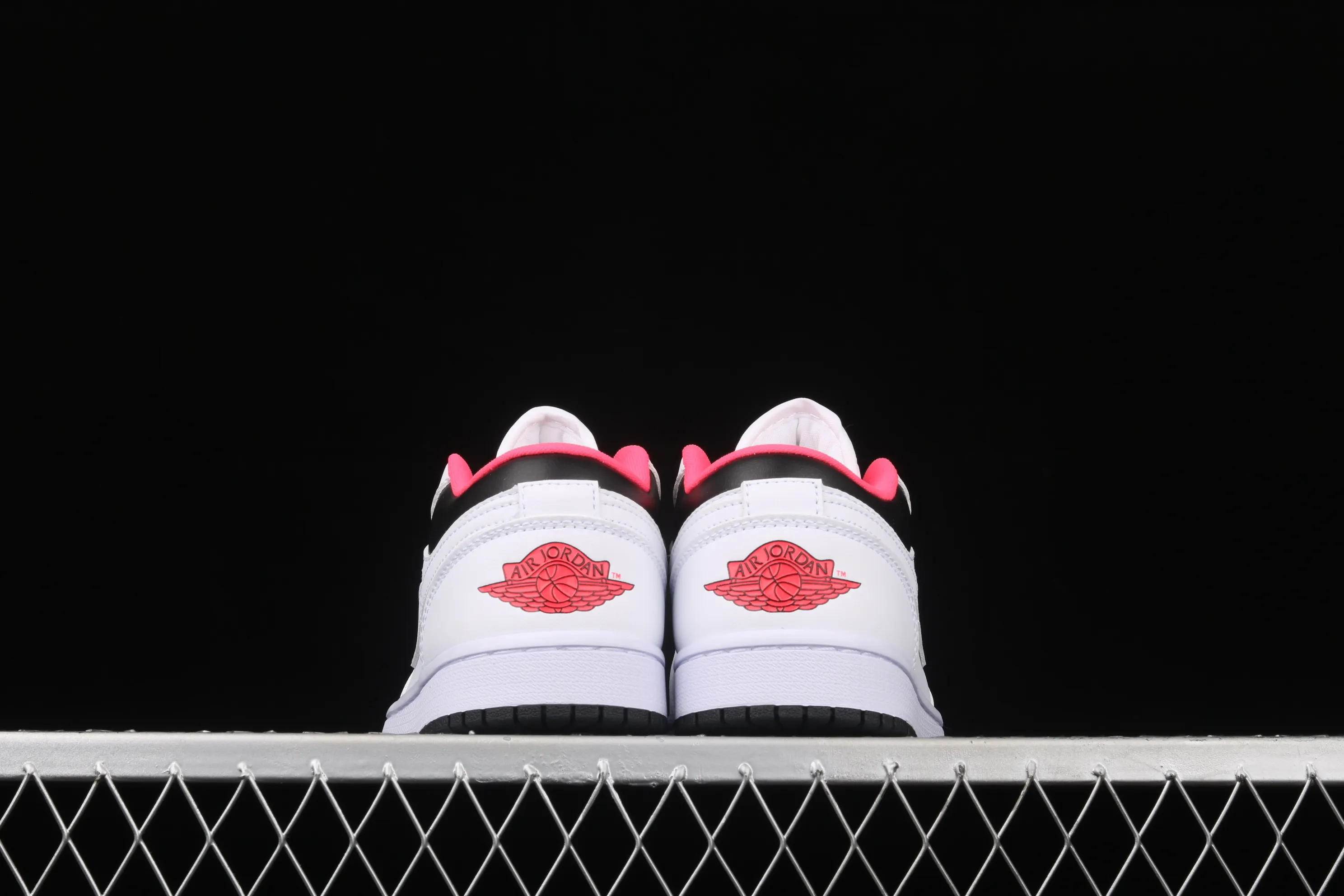 All categories Air Jordan Jordan series basketball shoes Air Jordan 1 Low Air Jordan 1 Low AJ1 Joe 1 low-top cultural and leisure sports sneakers 553560-160